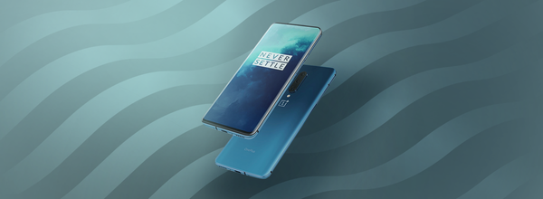 新しいフラッグシップスマートフォンOnePlus 8 Proは記録的なディスプレイの明るさを達成